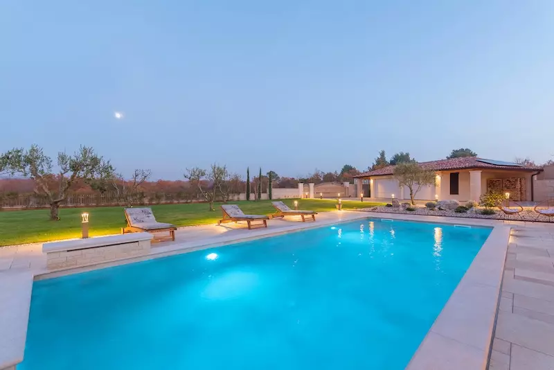 Haus mit Pool in Meernähe bei ISTRA STAR - Die schönsten Immobilien in Kroatien & Istrien